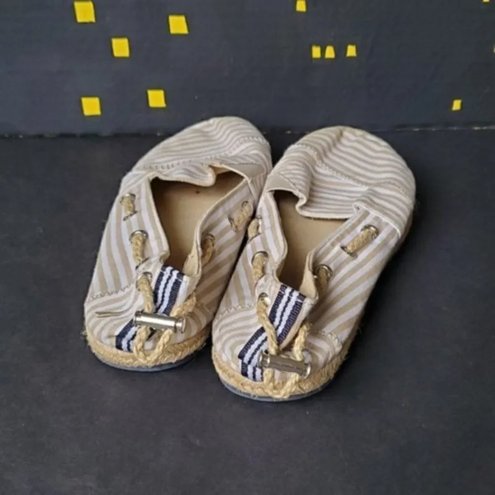 Nautica cream white